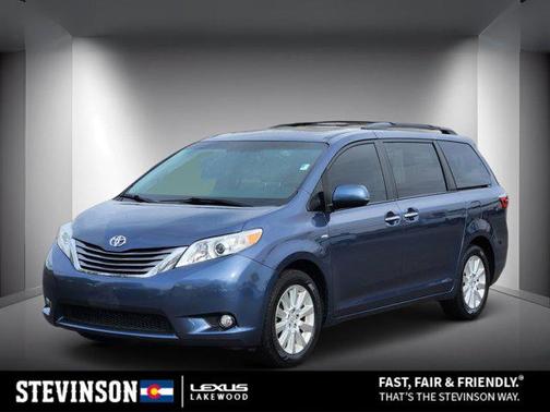 2016 Toyota Sienna XLE