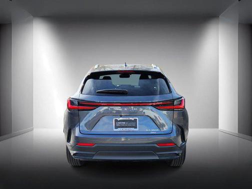 2025 Lexus NX 350h Premium