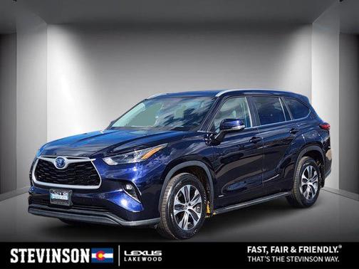 2023 Toyota Highlander Hybrid XLE