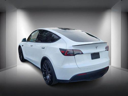 2023 Tesla Model Y Performance