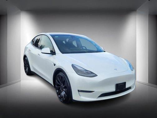 2023 Tesla Model Y Performance