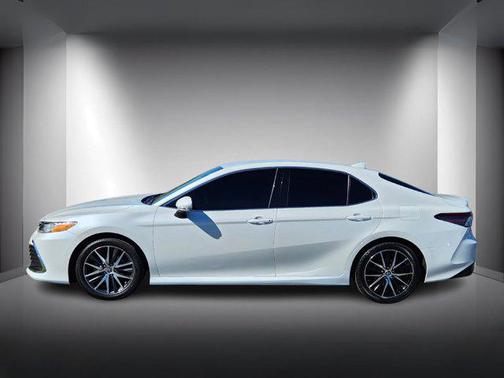 2022 Toyota Camry XLE