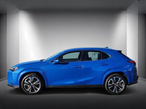 2025 Lexus UX 300h Premium