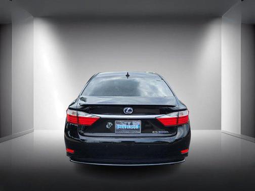 2014 Lexus ES 300h Base
