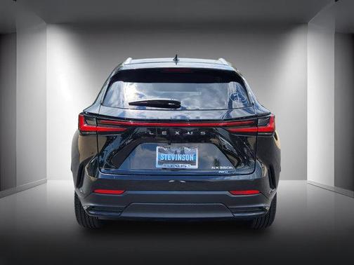 2025 Lexus NX 350h Premium