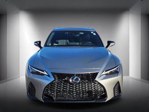 2022 Lexus IS 350 Base