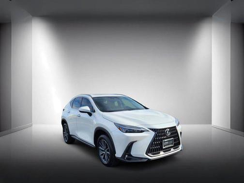 2025 Lexus NX 350h Premium