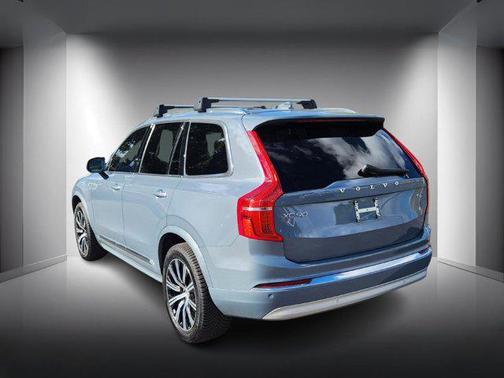 2022 Volvo XC90 T6 Inscription