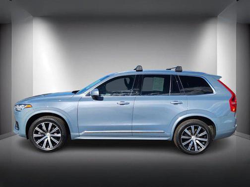 2022 Volvo XC90 T6 Inscription