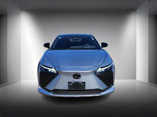 2024 Lexus RZ 450e Luxury