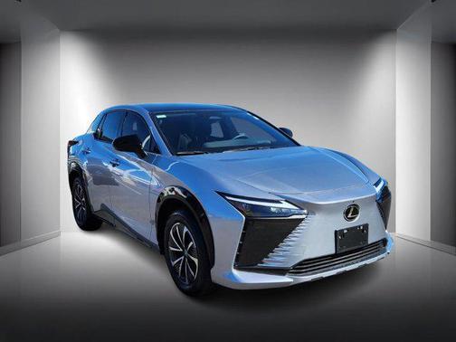 2024 Lexus RZ 450e Luxury