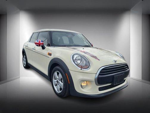 2018 MINI Hardtop Cooper