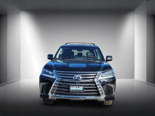 2017 Lexus LX 570 Base
