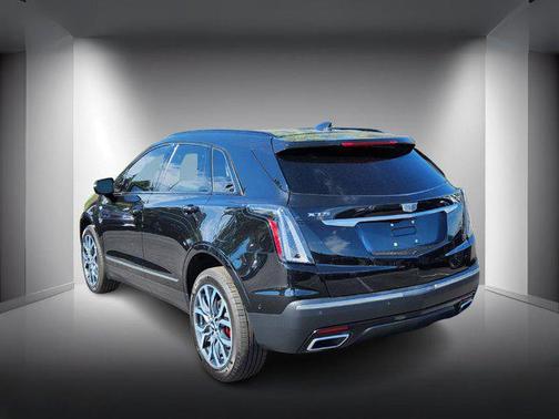 2022 Cadillac XT5 Sport