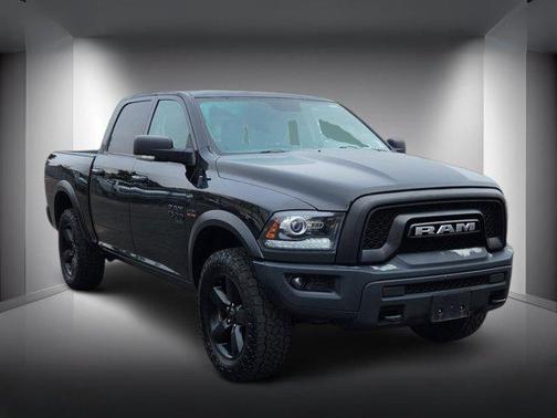 2019 RAM 1500 Classic Warlock Crew Cab 4x4 5'7' Box