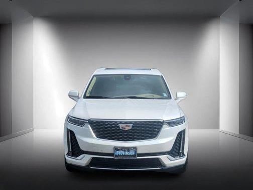 Crystal White Tricoat 2023 Cadillac XT6 Premium Luxury AWD