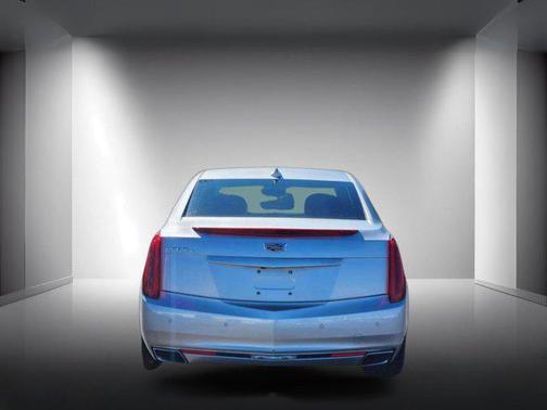 Radiant Silver Metallic 2016 Cadillac XTS Luxury