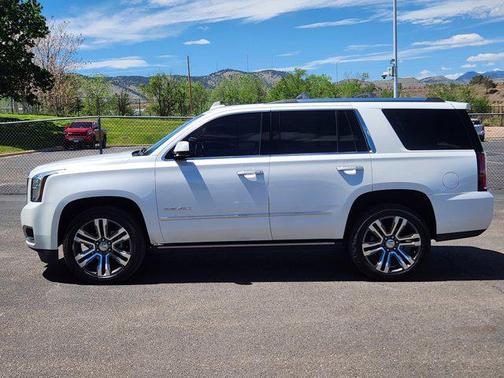 White Frost Tricoat 2019 GMC Yukon Denali