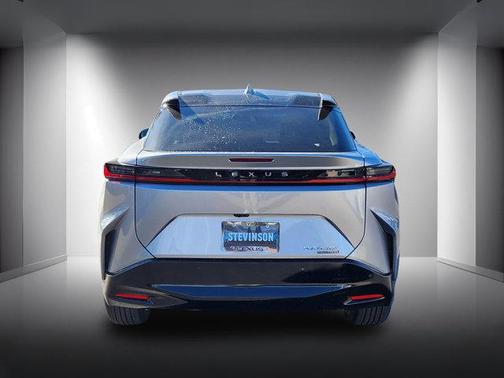 2026 Lexus RZ 450e Luxury