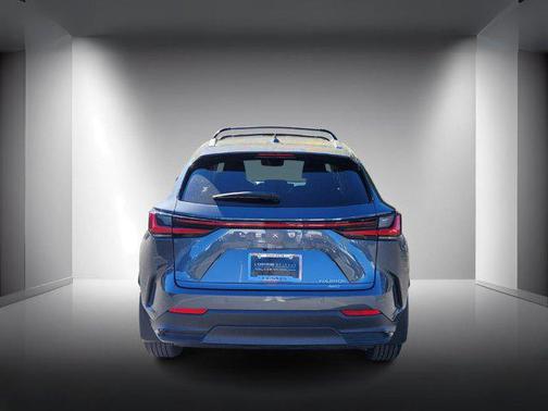 2025 Lexus NX 350h Premium