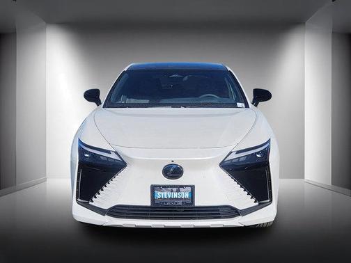 2026 Lexus RZ 450e Luxury