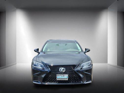 Obsidian 2018 Lexus LS 500 Base