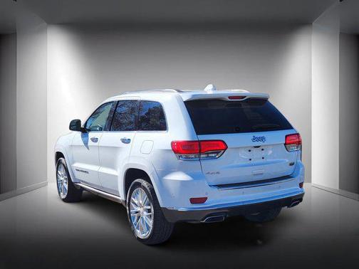 2018 Jeep Grand Cherokee Summit