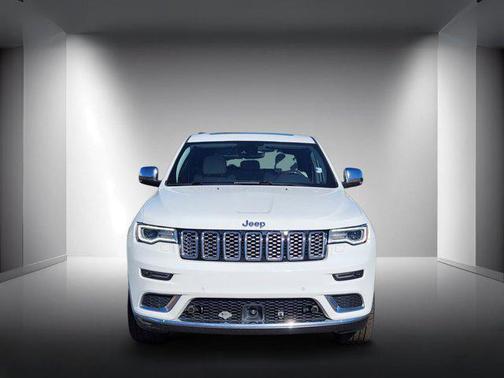 2018 Jeep Grand Cherokee Summit