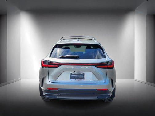 2025 Lexus NX 350h Premium