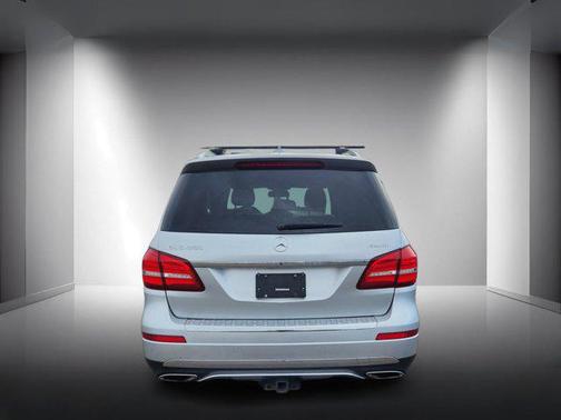 2018 Mercedes-Benz GLS 450 4MATIC