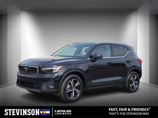 2024 Volvo XC40 B5 Core