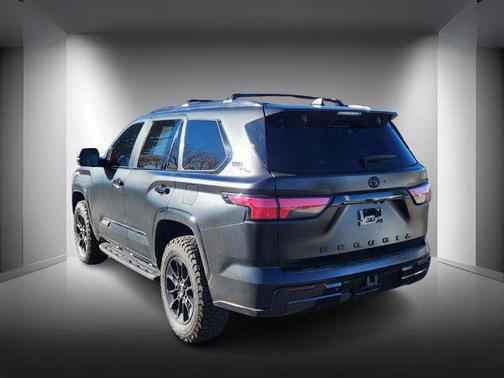 2024 Toyota Sequoia Platinum