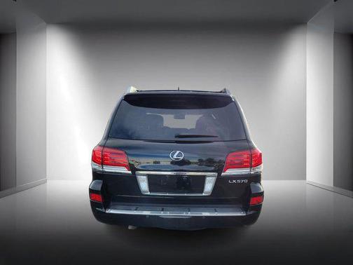 2014 Lexus LX 570 Base