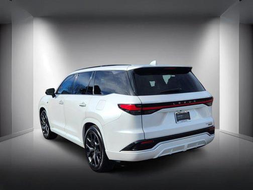 2025 Lexus TX 500h F SPORT Premium