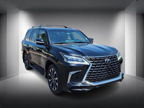 2021 Lexus LX 570 Three-Row