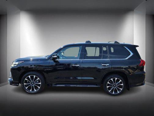 2021 Lexus LX 570 Three-Row