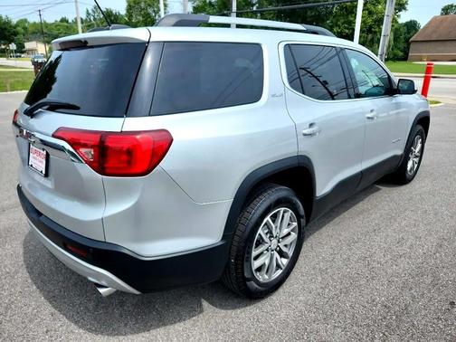 2017 GMC Acadia SLE-2