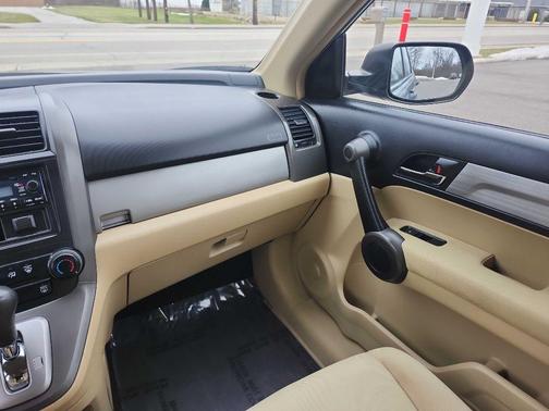 GREEN 2010 Honda CR-V LX