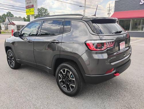 GRAY 2019 Jeep Compass Trailhawk