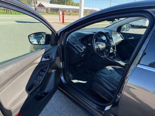 2016 Ford Focus Titanium