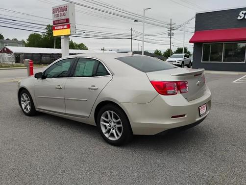 SILVER 2014 Chevrolet Malibu 1LT