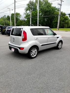 2012 Kia Soul +