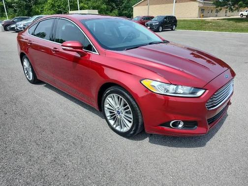 2014 Ford Fusion SE