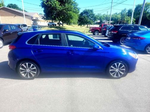 2018 Hyundai Elantra GT Base
