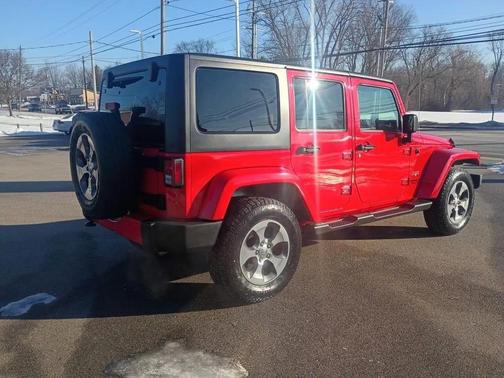 2016 Jeep Wrangler Unlimited Sahara