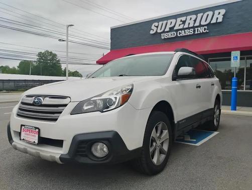 WHITE 2014 Subaru Outback 2.5i Limited