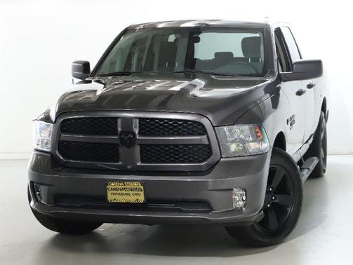Granite Crystal Metallic Clearcoat 2019 RAM 1500 Express