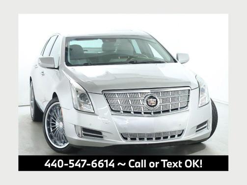 Radiant Silver Metallic 2013 Cadillac XTS Platinum
