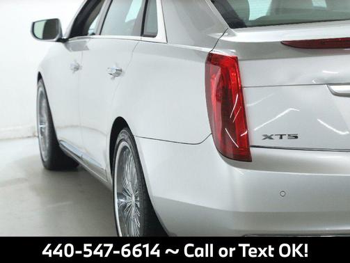 Radiant Silver Metallic 2013 Cadillac XTS Platinum