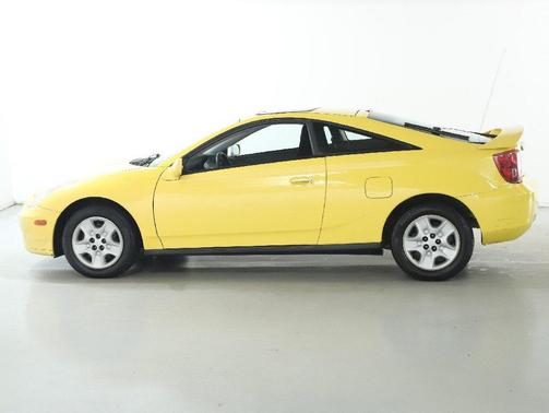 2003 Toyota Celica GT